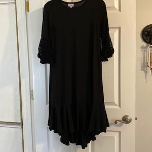 Super cute black dress